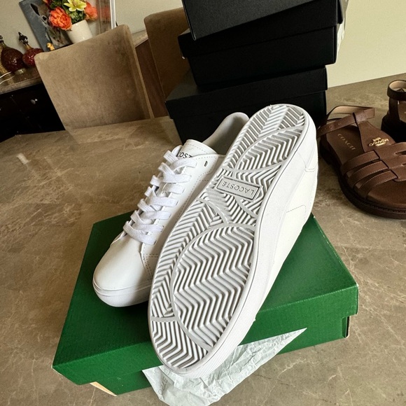 New sneakers 💚 - Picture 4 of 4